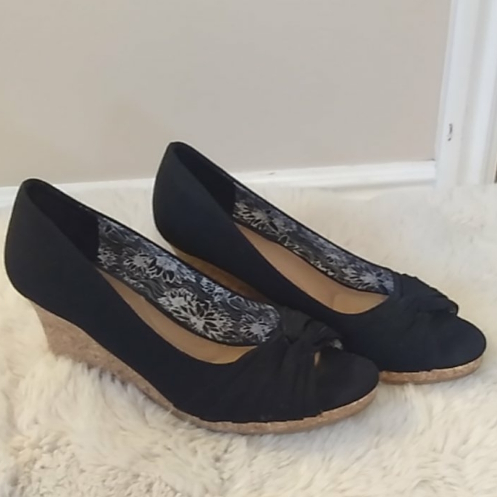 knotted wedge heels